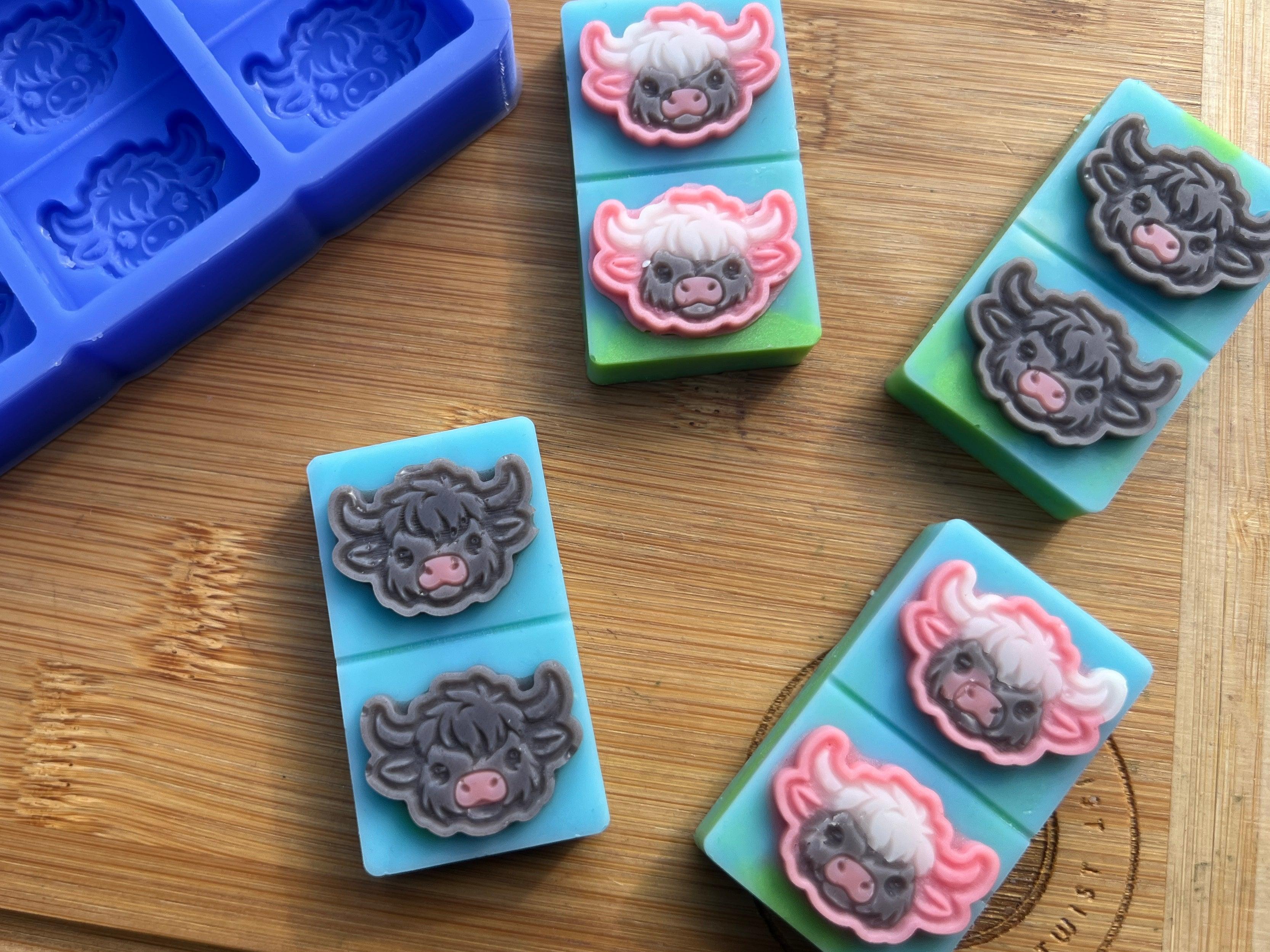 Highland Cow Silicone Mold - HoBa Edition - Designed with a Twist - Top quality silicone molds made in the UK.