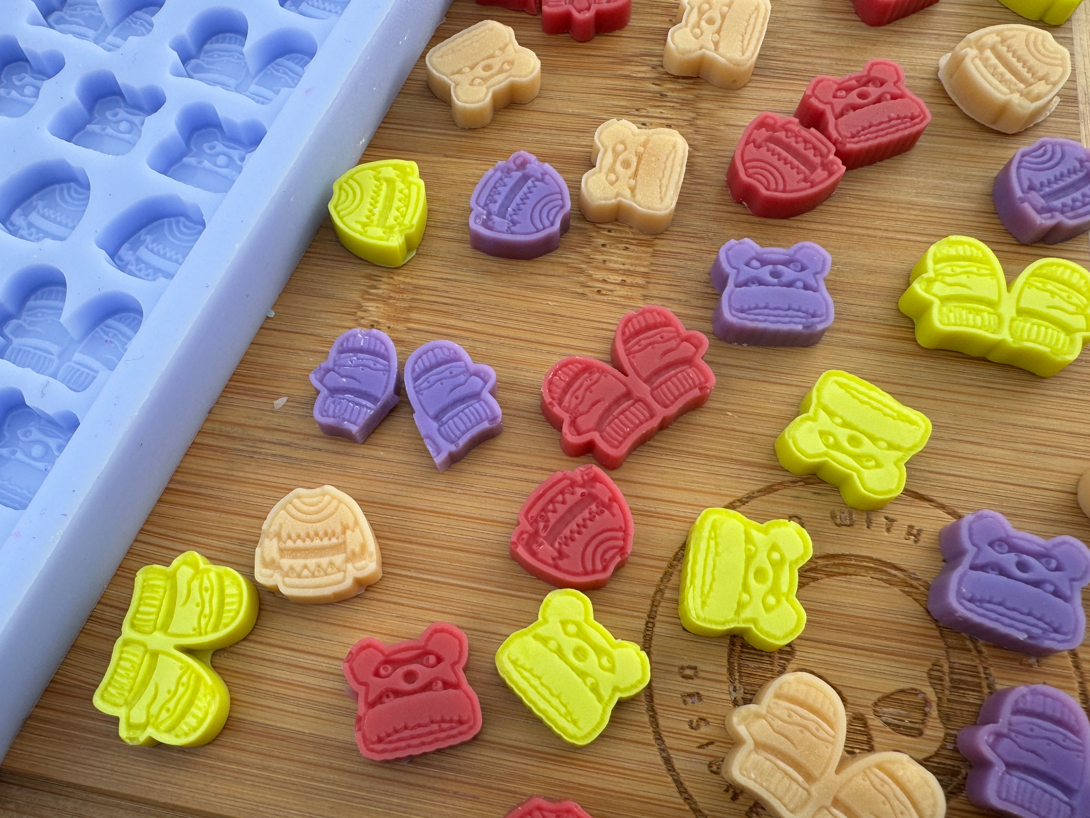 Cosy Autumn Scrape n Scoop Silicone Mould