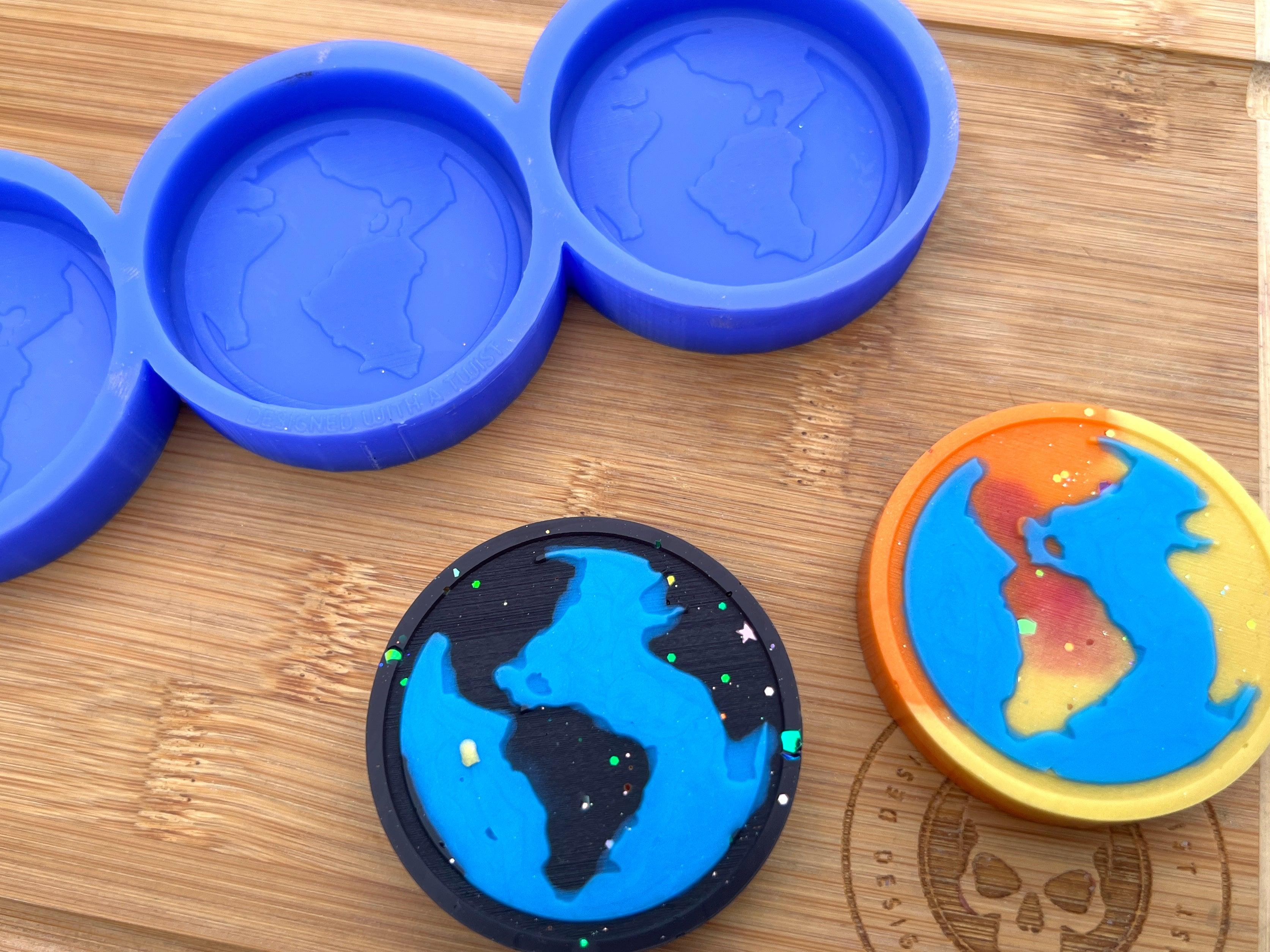 World Silicone Mold - Designed with a Twist - Top quality silicone molds made in the UK.