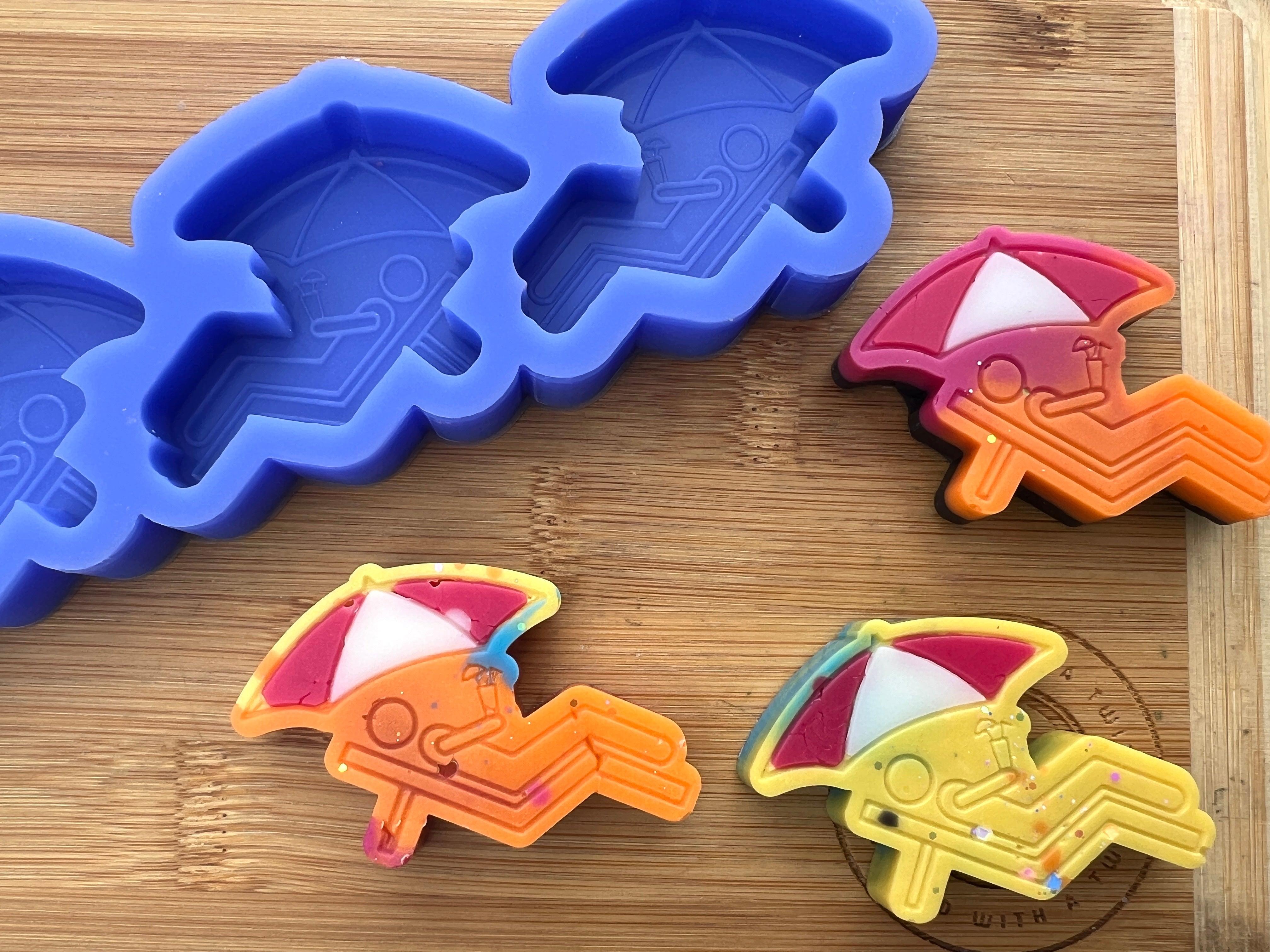 Sun Lounger Silicone Mold - Designed with a Twist - Top quality silicone molds made in the UK.