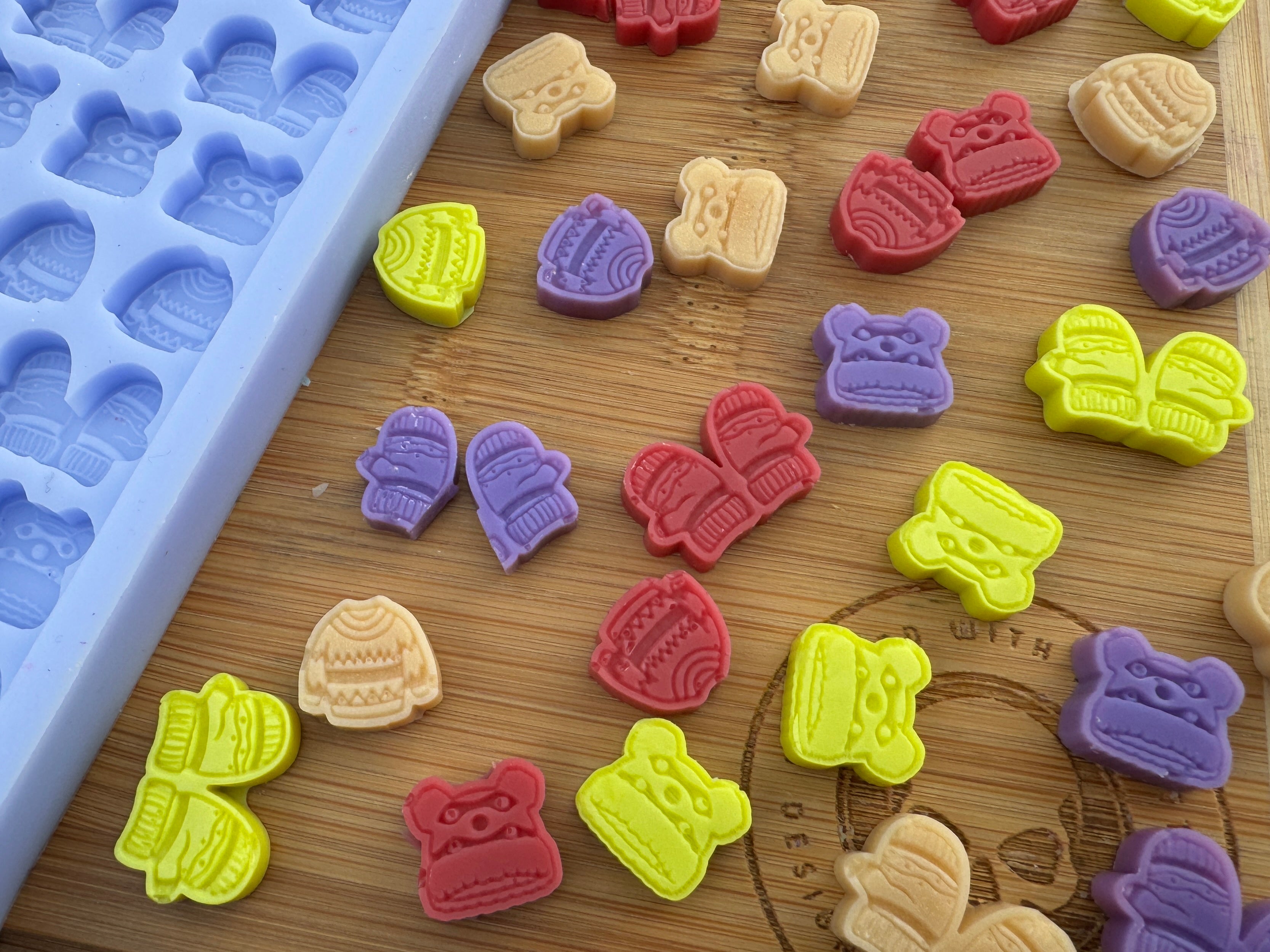 Cosy Autumn Scrape n Scoop Silicone Mould