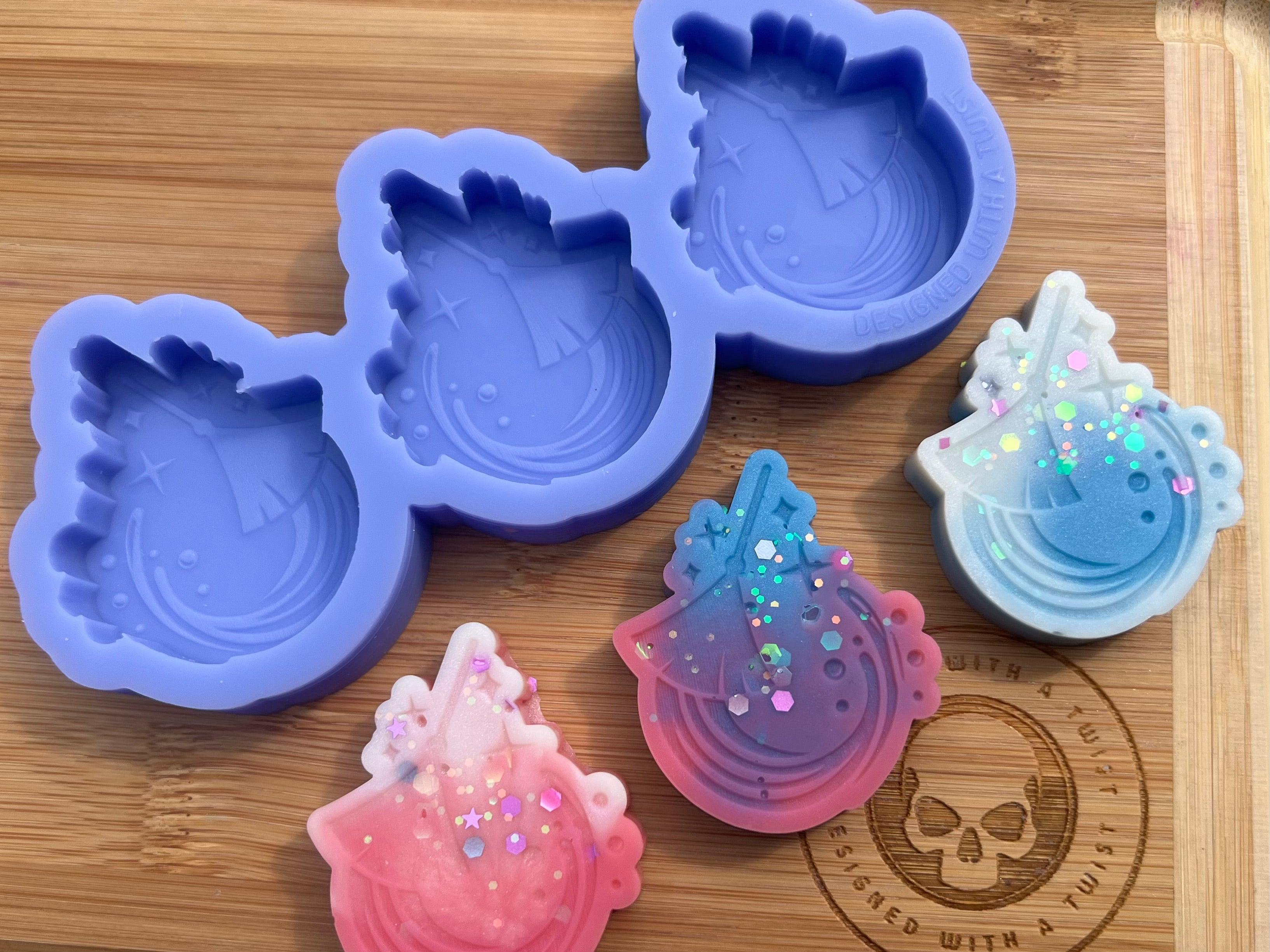 Cleaning Mop Wax Melt Silicone Mold - Designed with a Twist - Top quality silicone molds made in the UK.