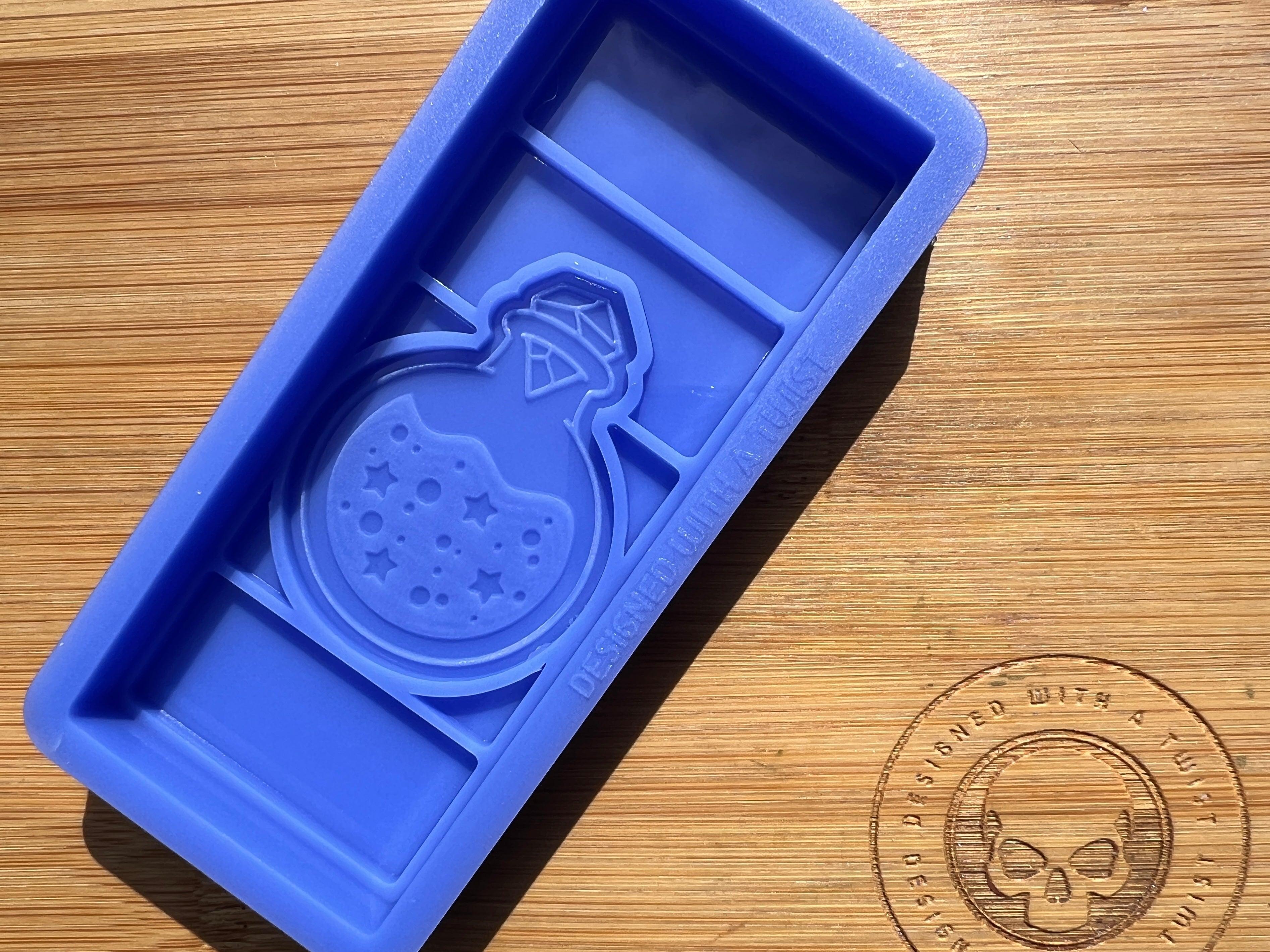 Moon Water Snapbar Silicone Mold - Designed with a Twist - Top quality silicone molds made in the UK.