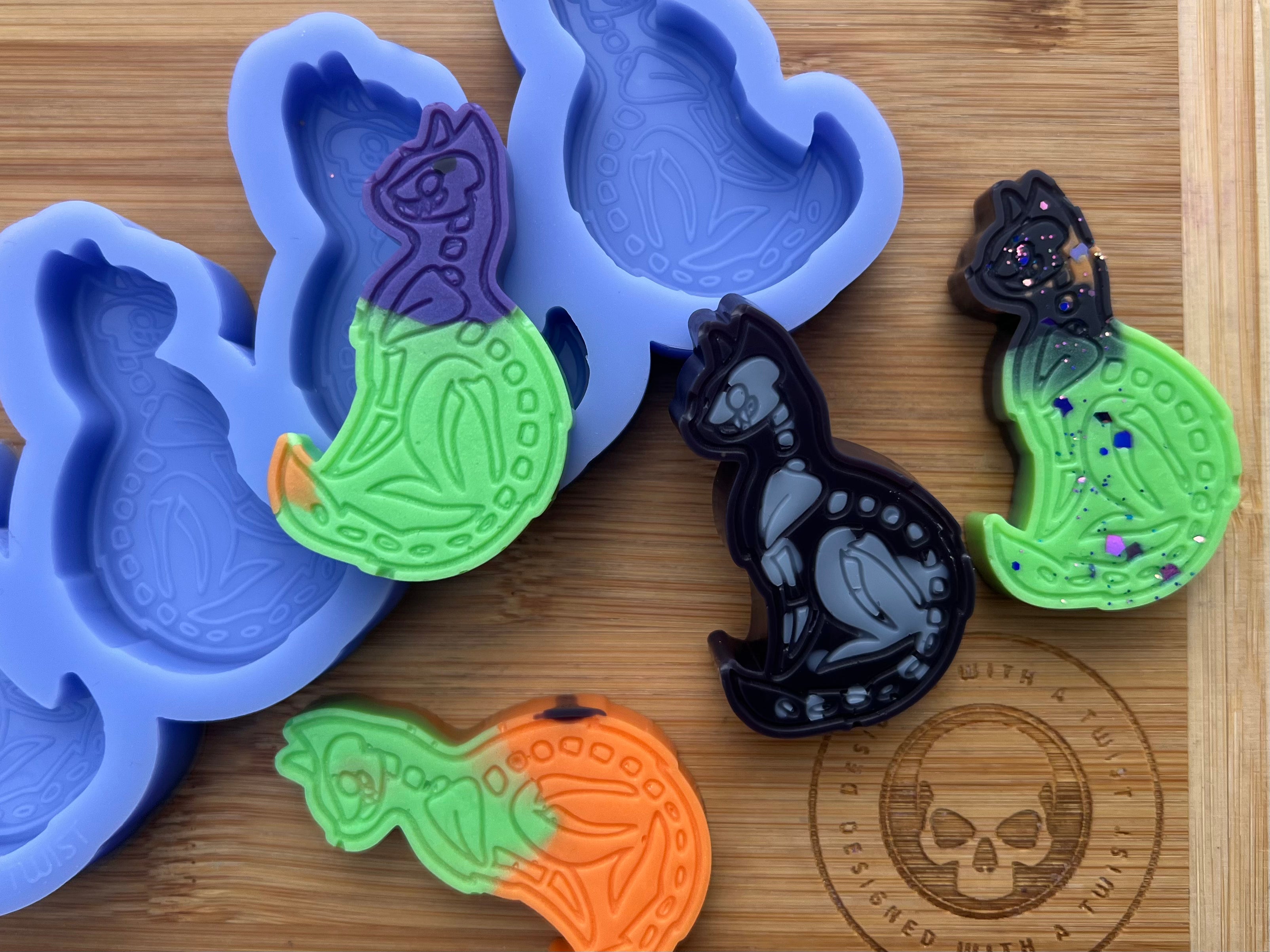 Skeleton Cat Wax Melt Silicone Mold - Designed with a Twist - Top quality silicone molds made in the UK.