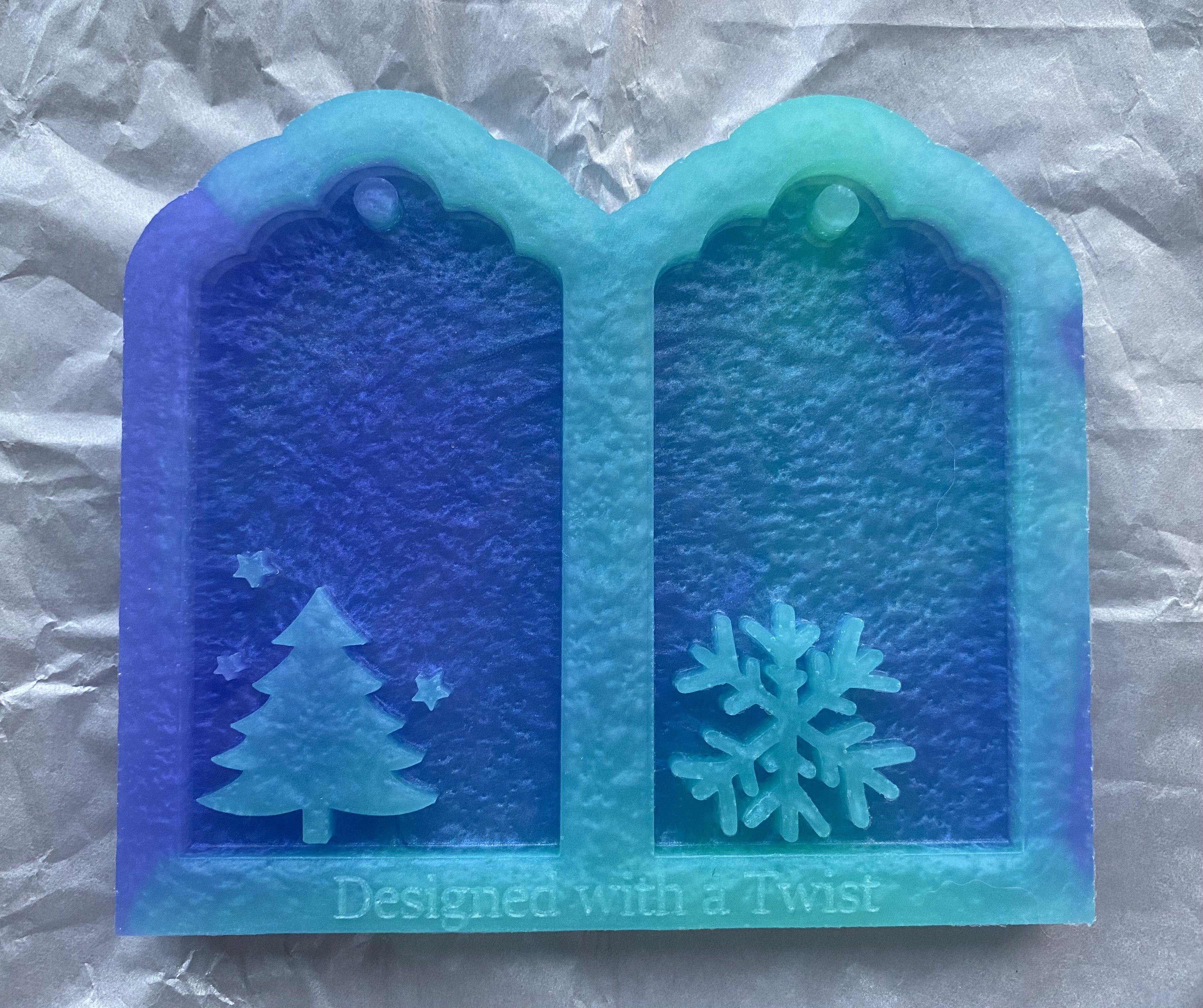Christmas Gift Tag Silicone Mold - Designed with a Twist  - Top quality silicone molds made in the UK.