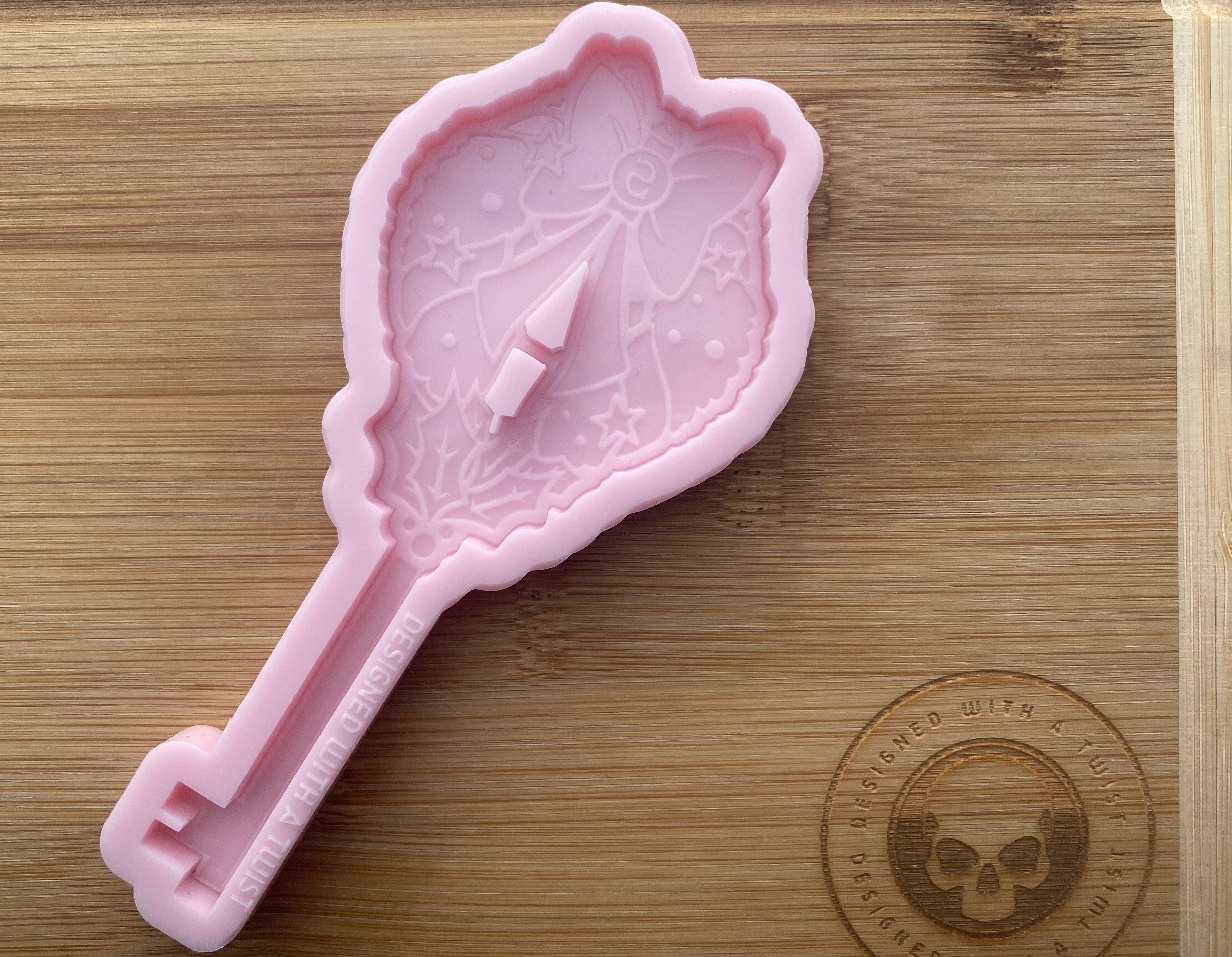 Wreath Santa Key Silicone Mold - Designed with a Twist  - Top quality silicone molds made in the UK.