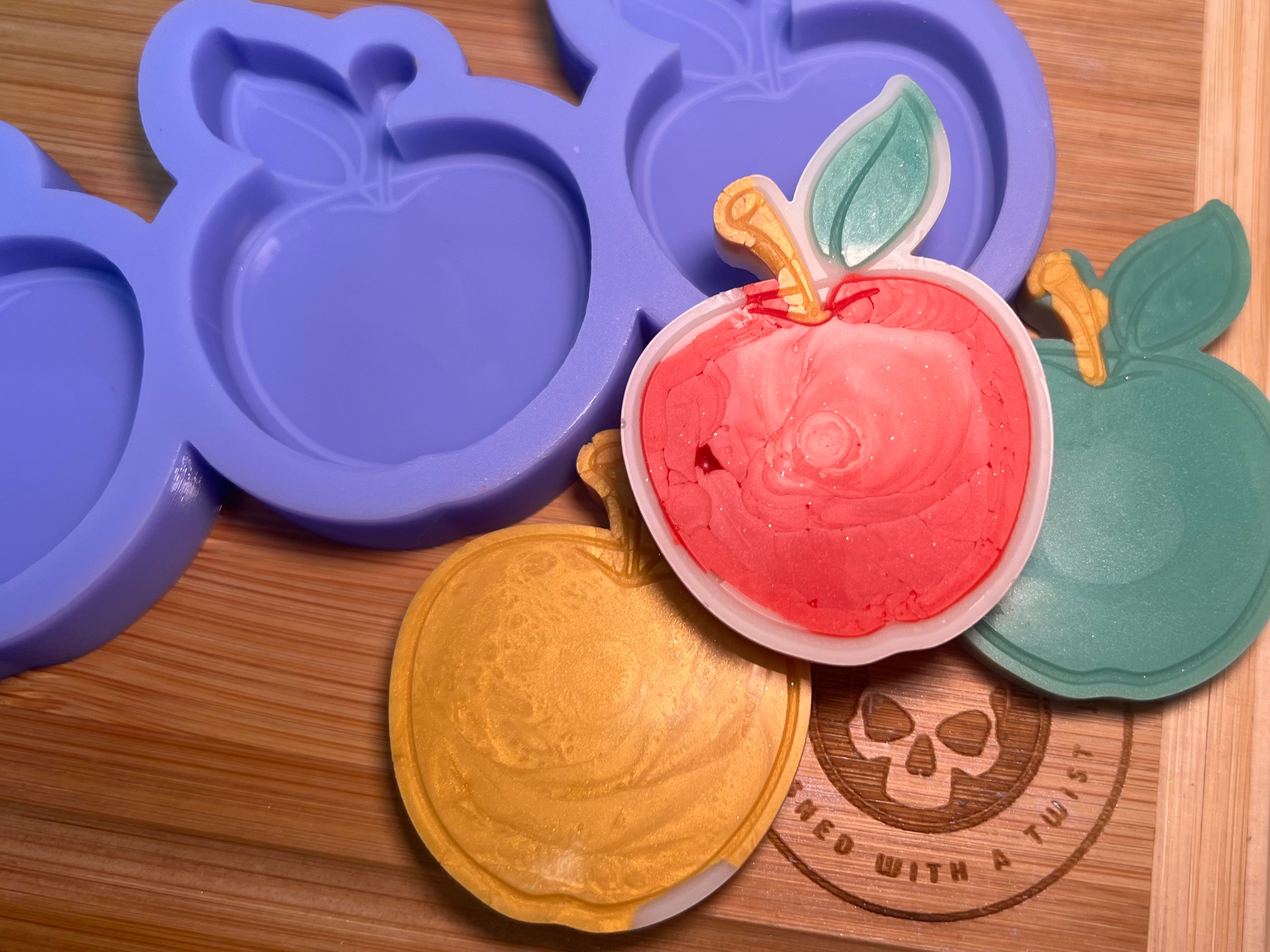 Plain Apple Silicone Mold - Designed with a Twist - Top quality silicone molds made in the UK.