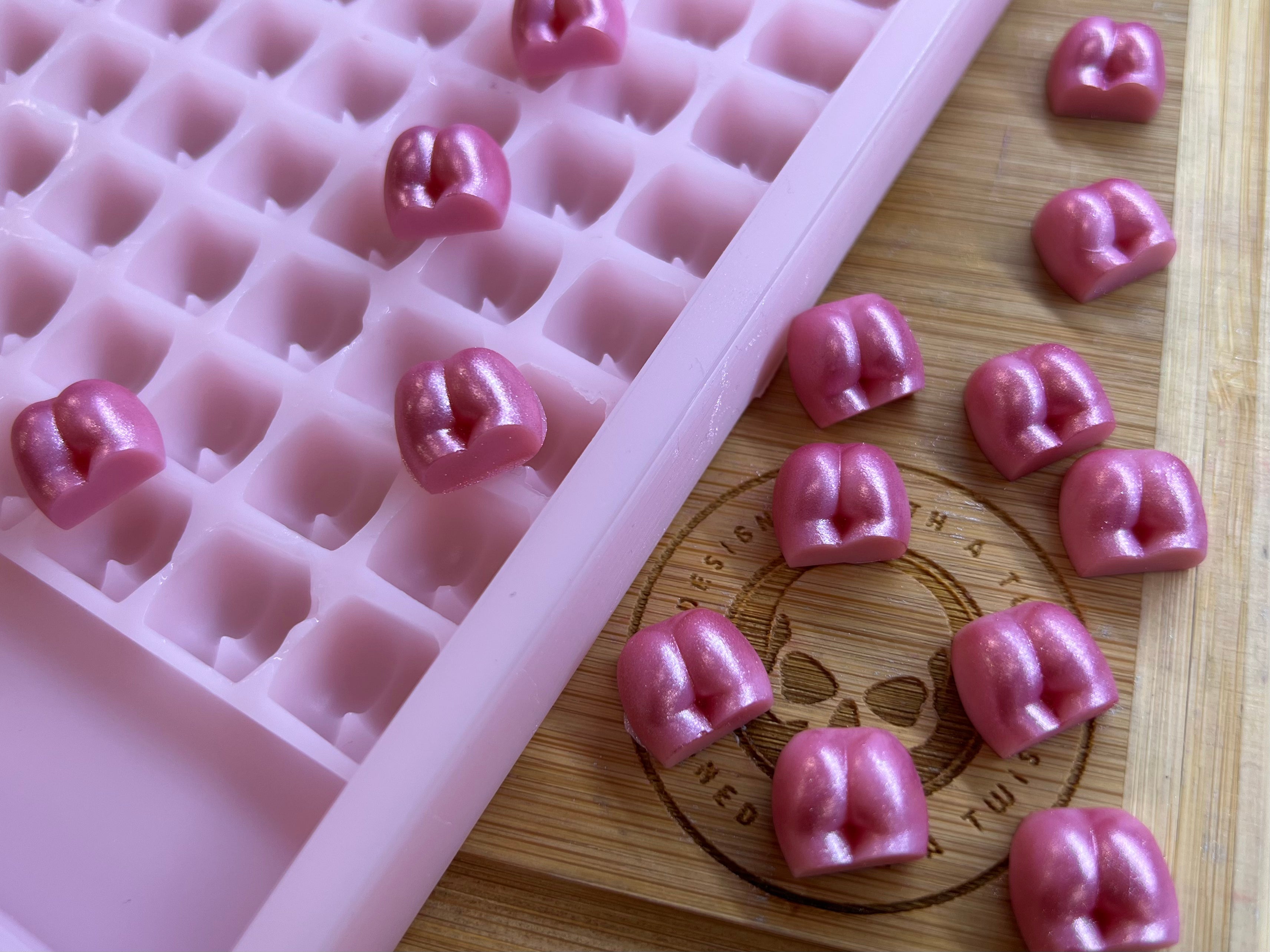 3d Booty Scrape n Scoop Wax Silicone Mold - Designed with a Twist  - Top quality silicone molds made in the UK.